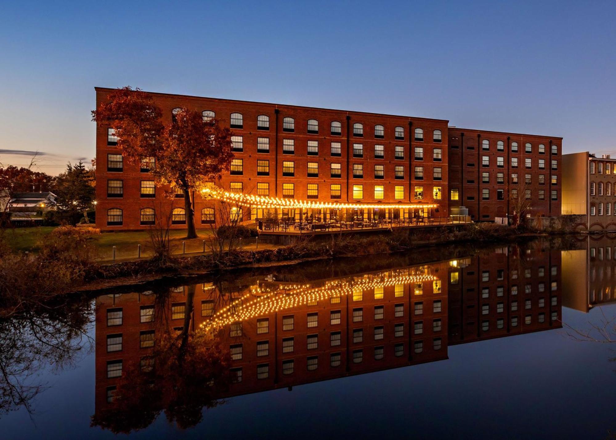 The Loom Hotel, Tapestry Collection By Hilton Warwick Exterior foto